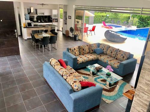 Villa Luxury Home By C&a