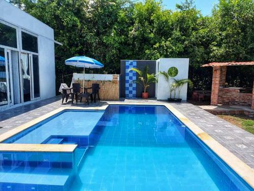 Emun� Campestre