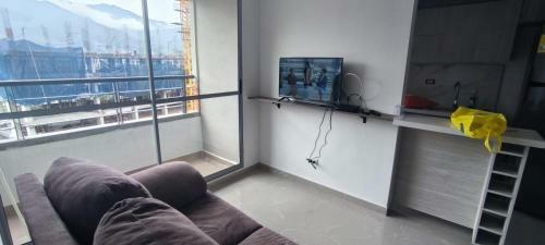 Apartamento Al Lado Centro Comercial Fabricato. Medellin