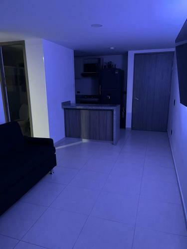 Habitaci�n Auxiliar En Apto Compartido Piso 26