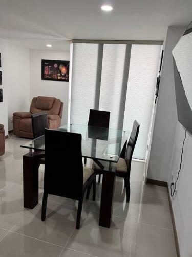 Apartamento Apto Comodo En UNA Excelente Ubicaci�n