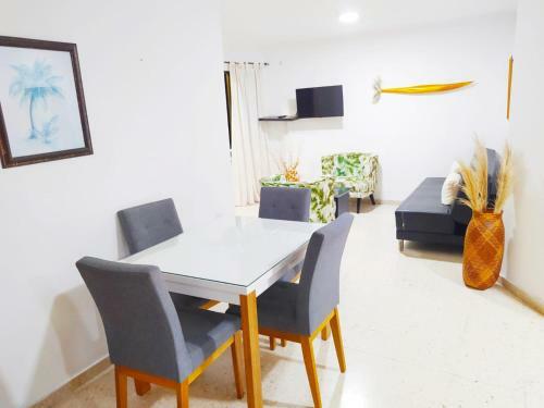 Apartamento Con Vista Al Mar Y Cerca Al Centro - 903