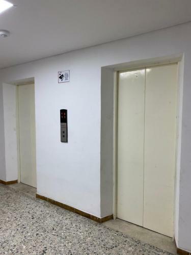 Aparta Estudio Edificio Cristoforo Colombo