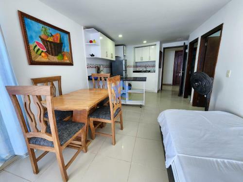 Apartamento Con Balc�n - Piso Octavo