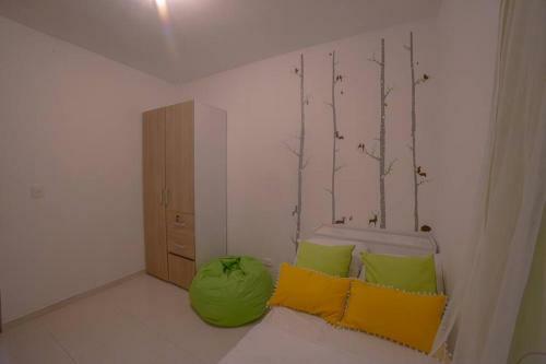 Family Apartment Only Steps To The Beach