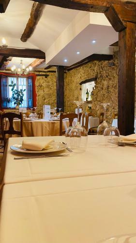 Hotel Restaurante Agapio De Tresni�o