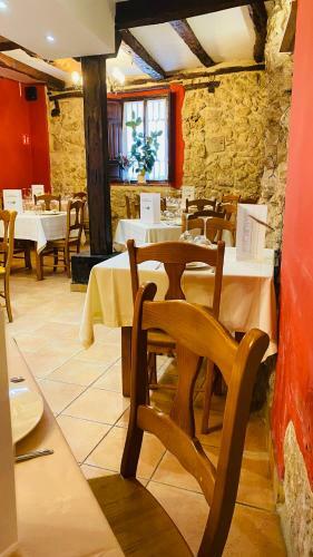 Hotel Restaurante Agapio De Tresni�o