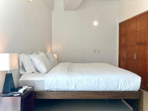 Stunning 2br Apartment With Terrace In El Laguito