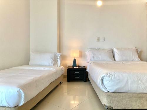 Charming 2br Apartment With Terrace In El Laguito