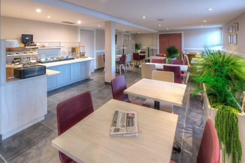 Hotel Logis H�tel Astr�a
