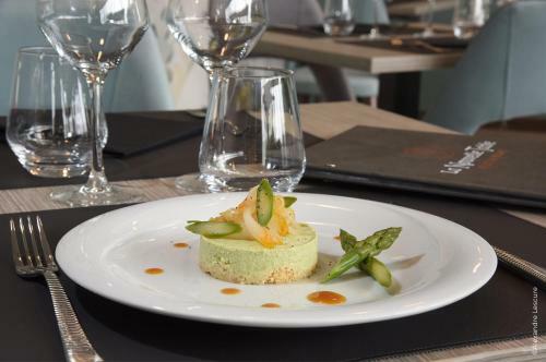 Hotel Logis H�tel Astr�a