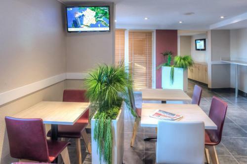 Hotel Logis H�tel Astr�a