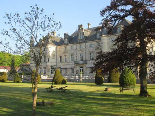 Hotel Hostellerie Du Ch�teau Des Monthairons