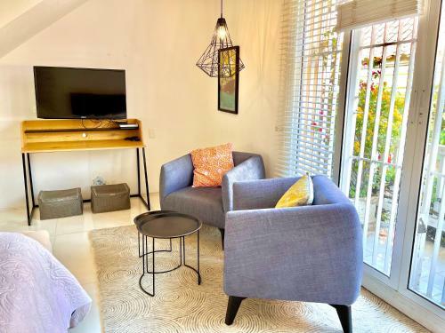 Apartamento Duplex In Old City Private Balcony King Size Bed