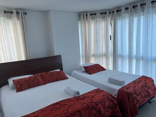 Apartamento Torres Del Lago De 3 Habitaciones