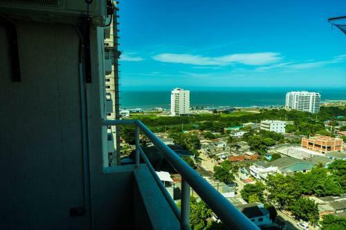 Cozy/exclusive 17th Floor Apartment With Sea View