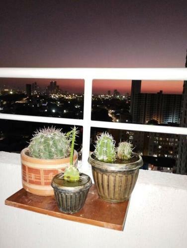 Cozy/exclusive 17th Floor Apartment With Sea View