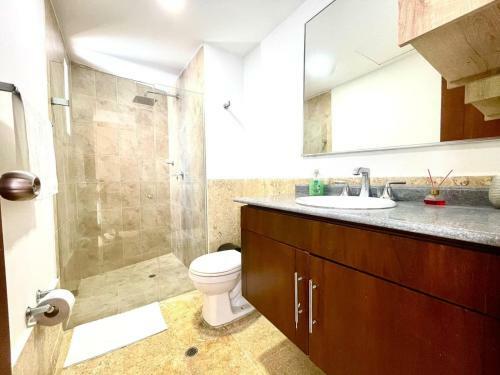 Hermoso Apartamento Con Balc�n Y Vista Al Mar.
