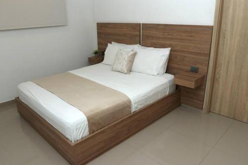 Apartamento Condo In Marbella From The Beach.