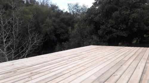 Caba�a De Adobe En Lago Rapel