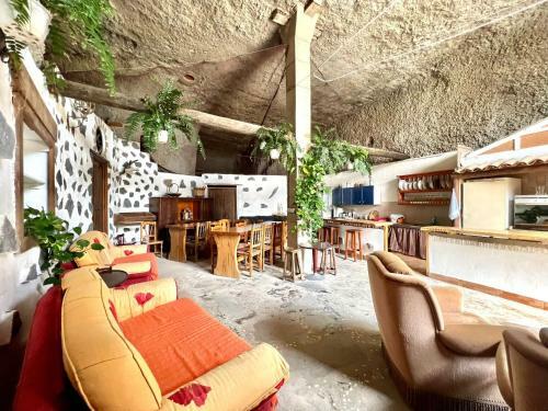 Casa Cueva Con Barbacoa, Wifi Y Vista