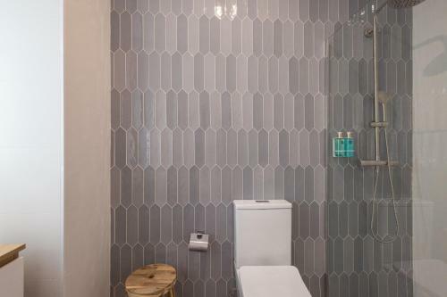 Florit Flats - The Joaquin Sorolla Apartments II