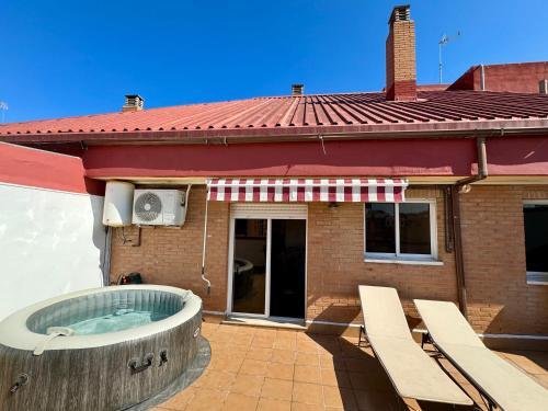Apartamento Your Long Stay Attic Home In Valencia