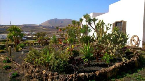 Agroturismo Casa Jard�n De Tiagua