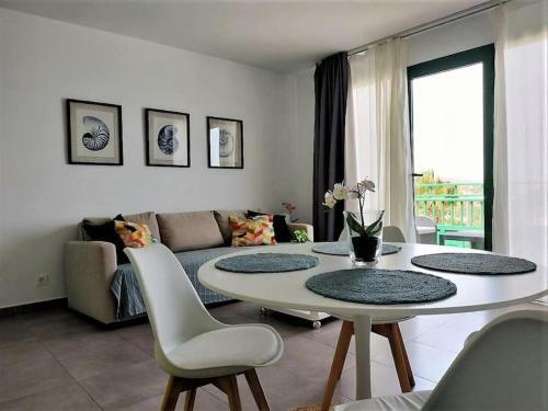 Apartamento Cucharas Playa Terrace Sea Views
