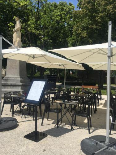 Hotel H�tel Restaurant Des Remparts