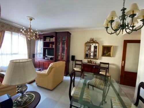Fant�stico Apartamento Con Parking Avenida De Cadiz