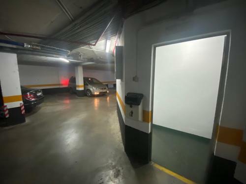 Fant�stico Apartamento Con Parking Avenida De Cadiz