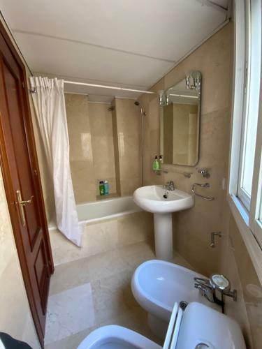 Fant�stico Apartamento Con Parking Avenida De Cadiz