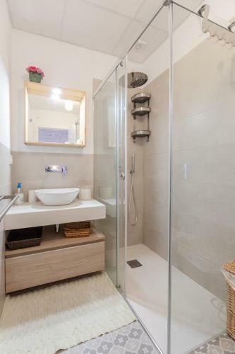 Honeymoon Apartment