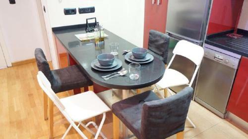 Apartamento Duplex Puerta Carmona - Kainga Homes