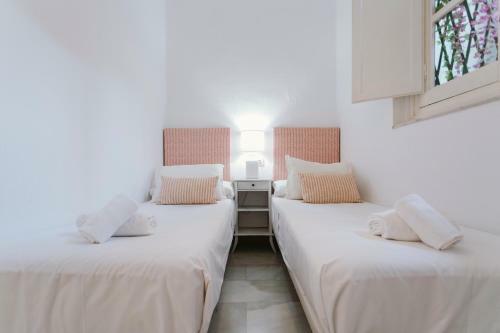 Apartamento Bright And Cozy-1bd 1bth & 2bd 1bth- La Giralda