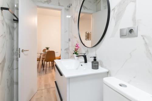 Apartamento Triana Centro Dos Dormitorios A Estrenar