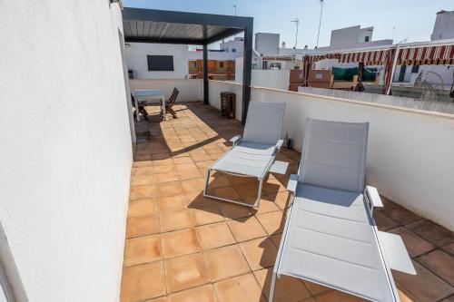 Slow Sevilla Suite - Two-bedroom Apartment With Private Pool