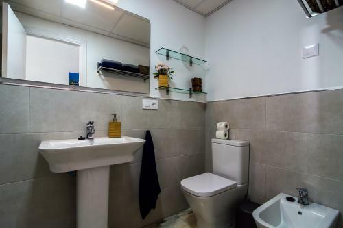 More Center Apartment