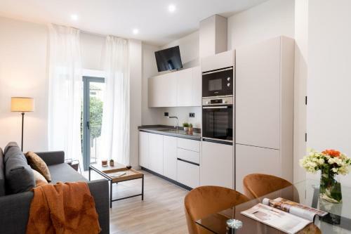 Apartamentos Avanti Buganvilla, La Sevilla Aut�ntica