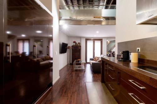 Fr26 Luxurious Apartment, 2 Minutes From Cathedral
