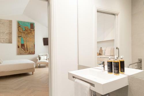 Apartamento Mylu Suites By Puerta Catedral