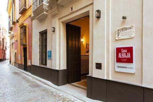 Hotel Casa Alhaja By Shiadu