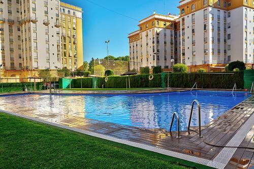 Luxury Apartment In Seville With Pool
