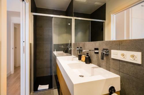 Apartamento Stylish Designer Duplex-3beds 2baths-puerta Carmona Centro