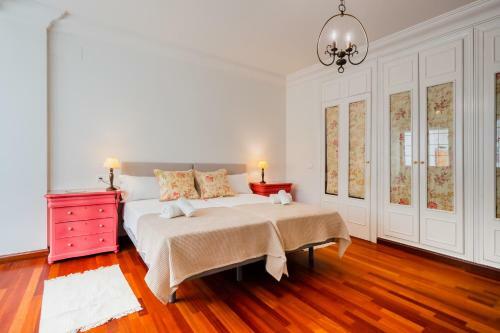 Apartamento Amplio Y Luminoso-2d 2b-triana