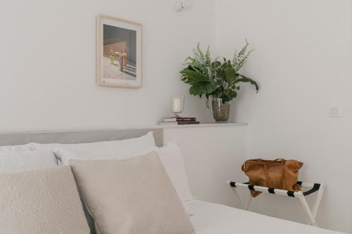 Aurora Terrace Apartments