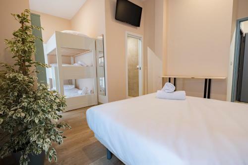 Hostal The Clover