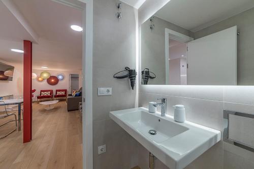Apartamento Alohamundi Mart�nez Monta��s