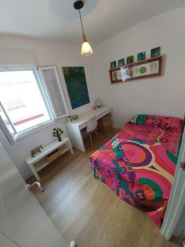 Luminoso Apartamento En El Centro, Con Mucho Arte